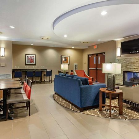 Comfort Suites Glendale - State Farm Stadium Area Екстер'єр фото