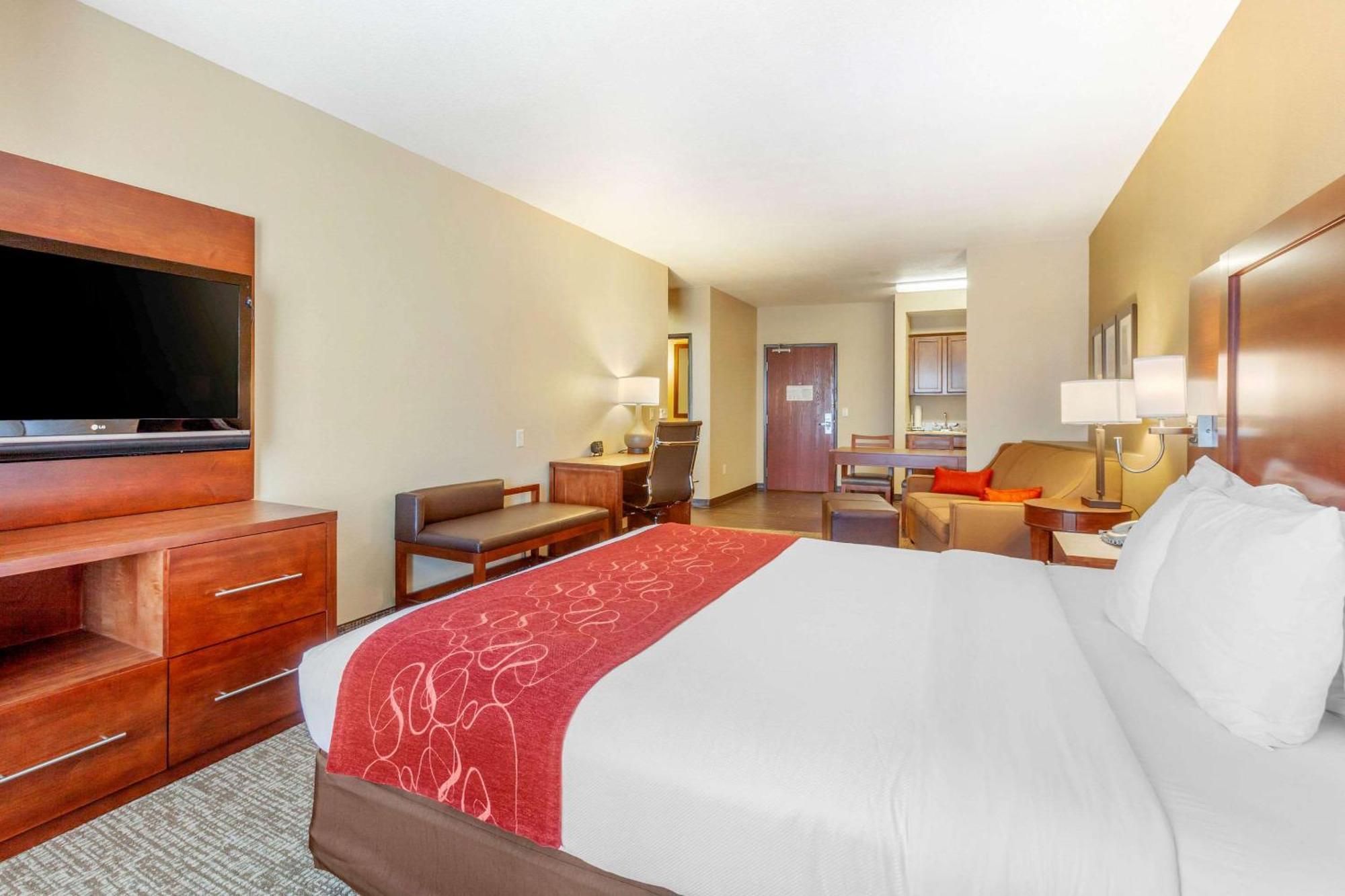 Comfort Suites Glendale - State Farm Stadium Area Екстер'єр фото