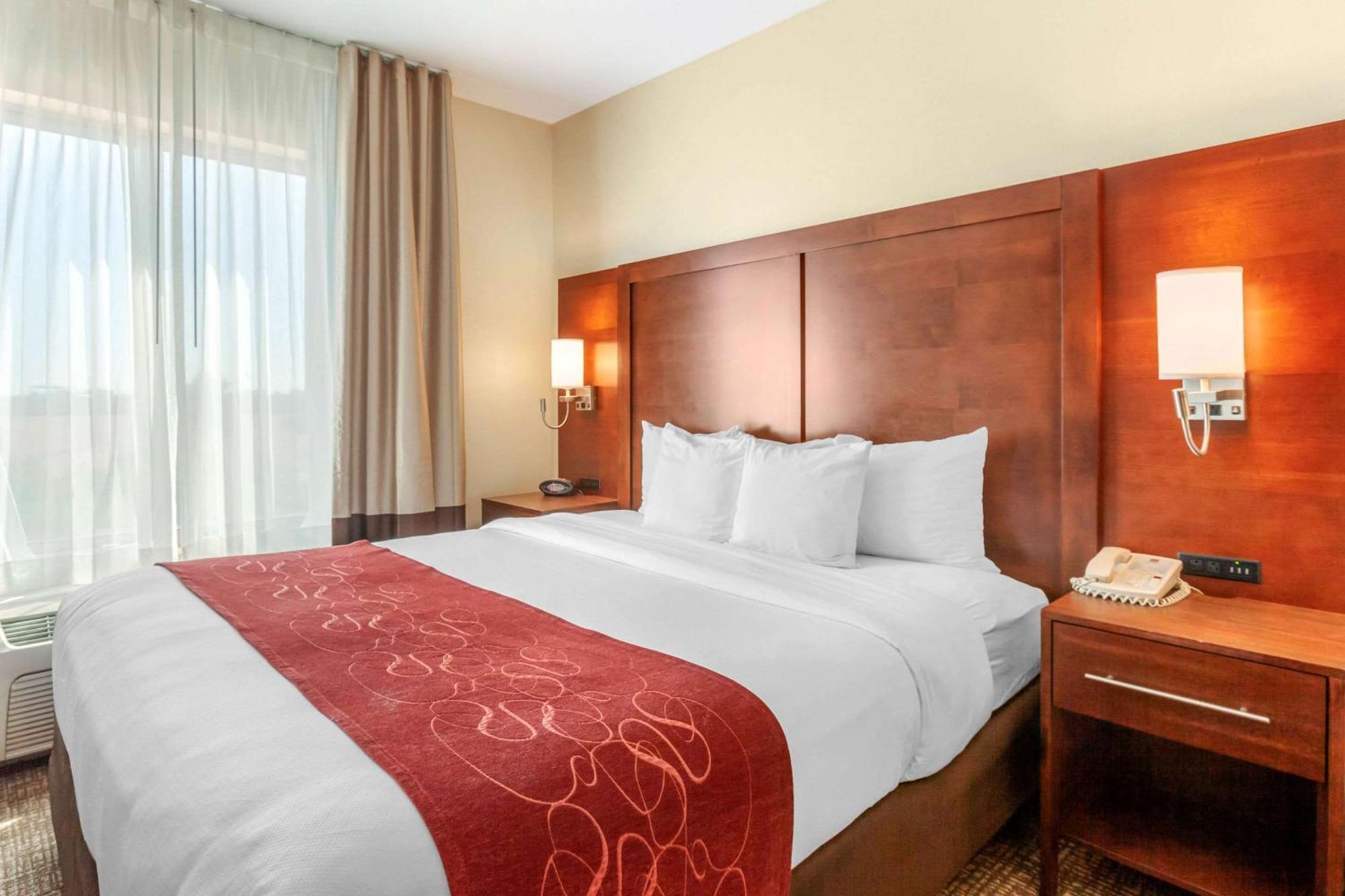 Comfort Suites Glendale - State Farm Stadium Area Екстер'єр фото