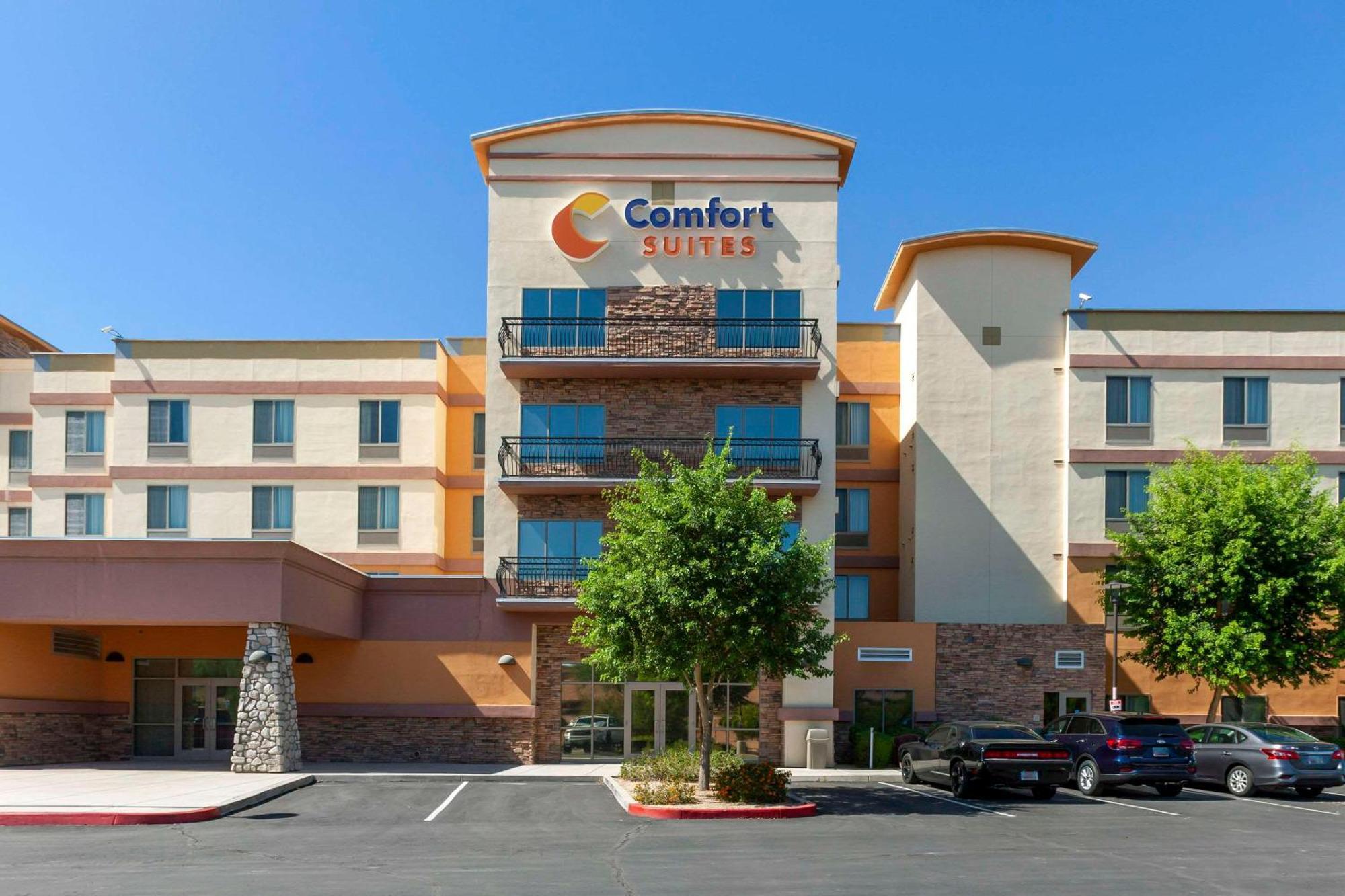 Comfort Suites Glendale - State Farm Stadium Area Екстер'єр фото