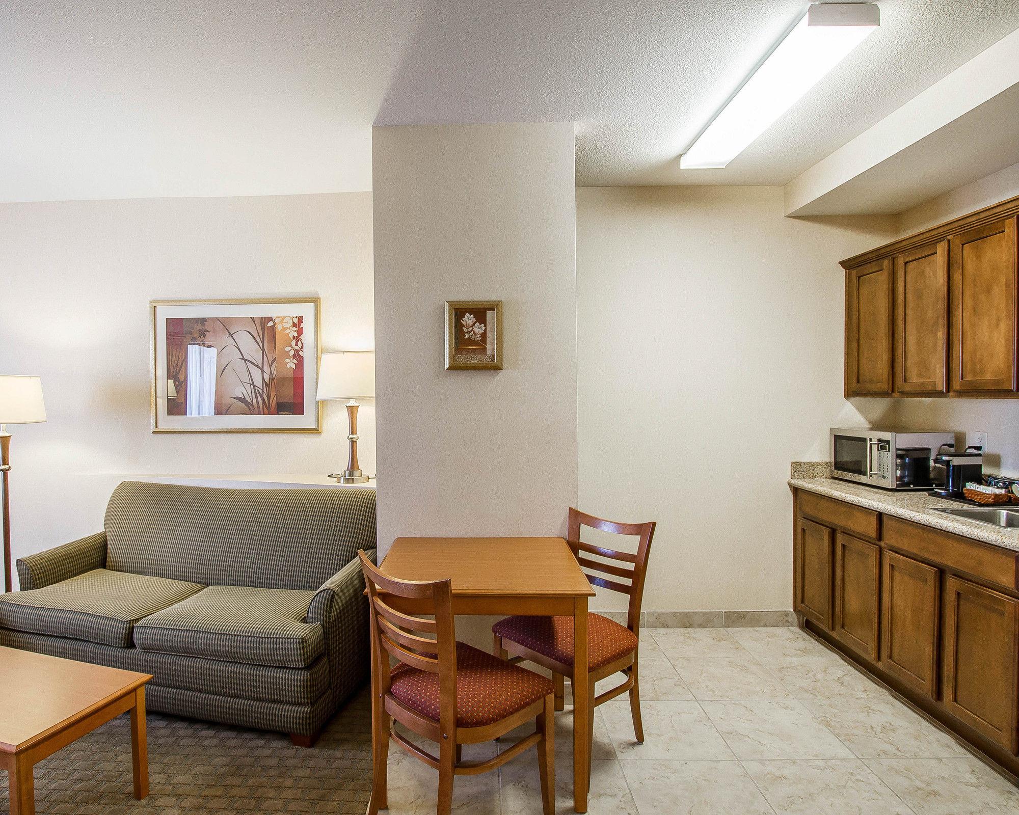 Comfort Suites Glendale - State Farm Stadium Area Екстер'єр фото