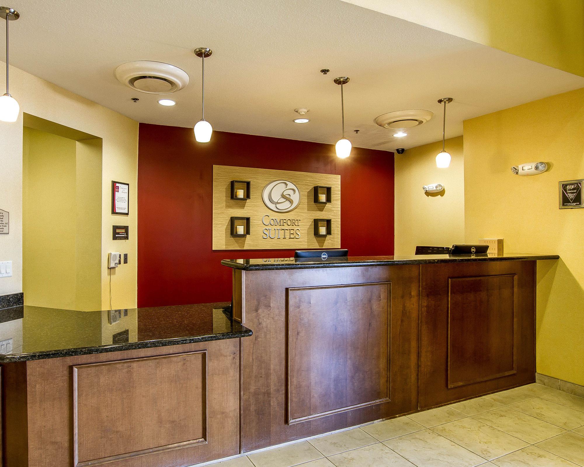 Comfort Suites Glendale - State Farm Stadium Area Екстер'єр фото