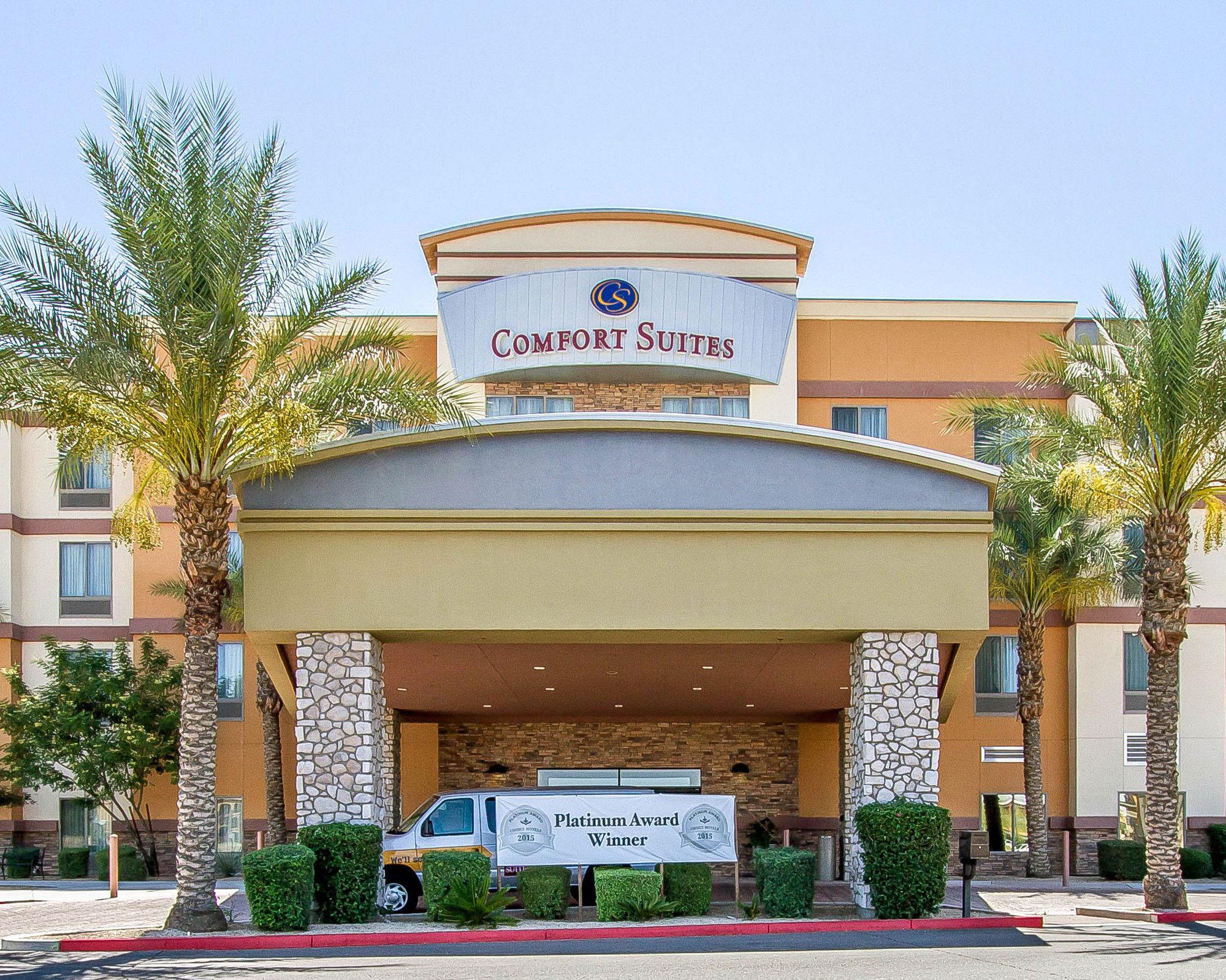 Comfort Suites Glendale - State Farm Stadium Area Екстер'єр фото