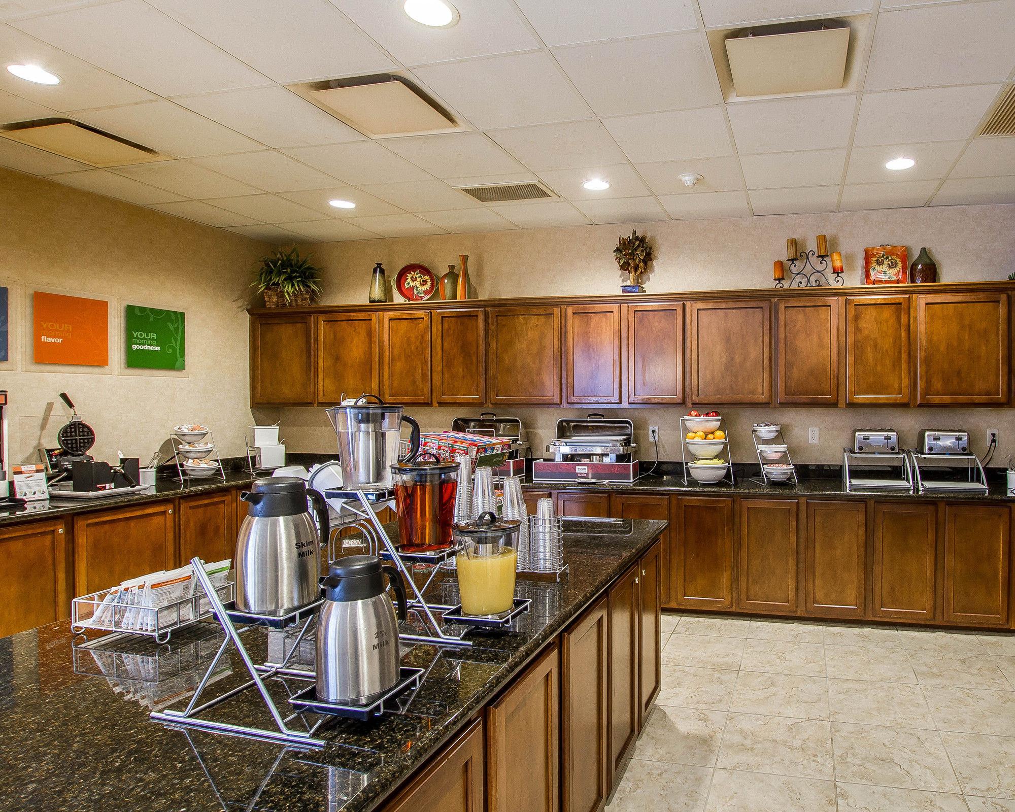 Comfort Suites Glendale - State Farm Stadium Area Екстер'єр фото